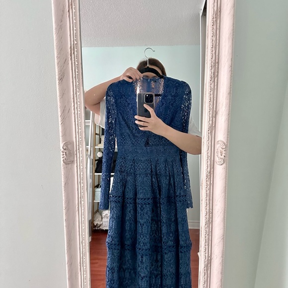 Dress - Picture 2 of 5